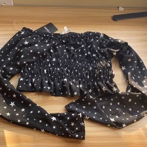 Black long sleeve top :))